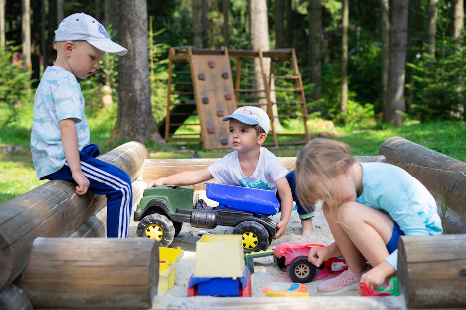 How to Balance Screen Time and Outdoor Play