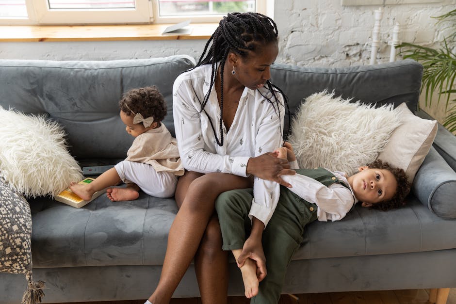 How to Navigate Sibling Rivalry Effectively