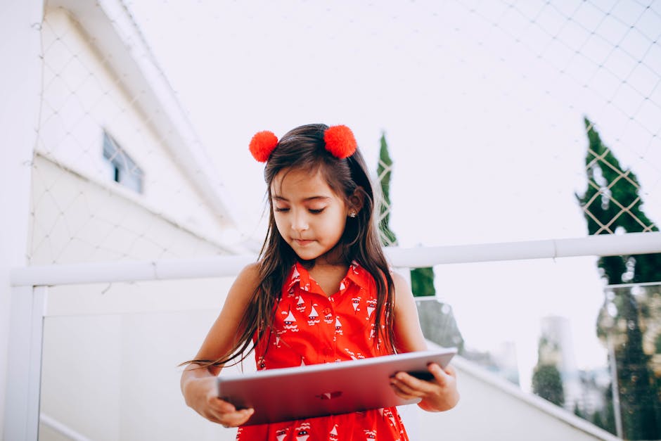 The Art of Balancing Digital and Outdoor Play in 2026
