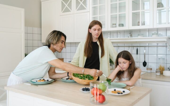 Navigating the World of Nutrition: Raising Healthy Eaters in 2026